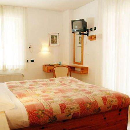 Laurino Hotel Moena Bagian luar foto